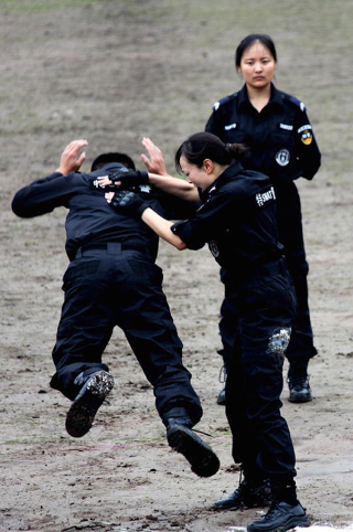 Illustration for article titled With Military Drills, China Steps Up Its Security